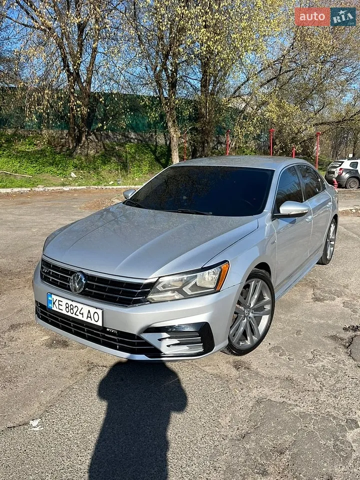2016 Volkswagen Passat - мініатюра 24