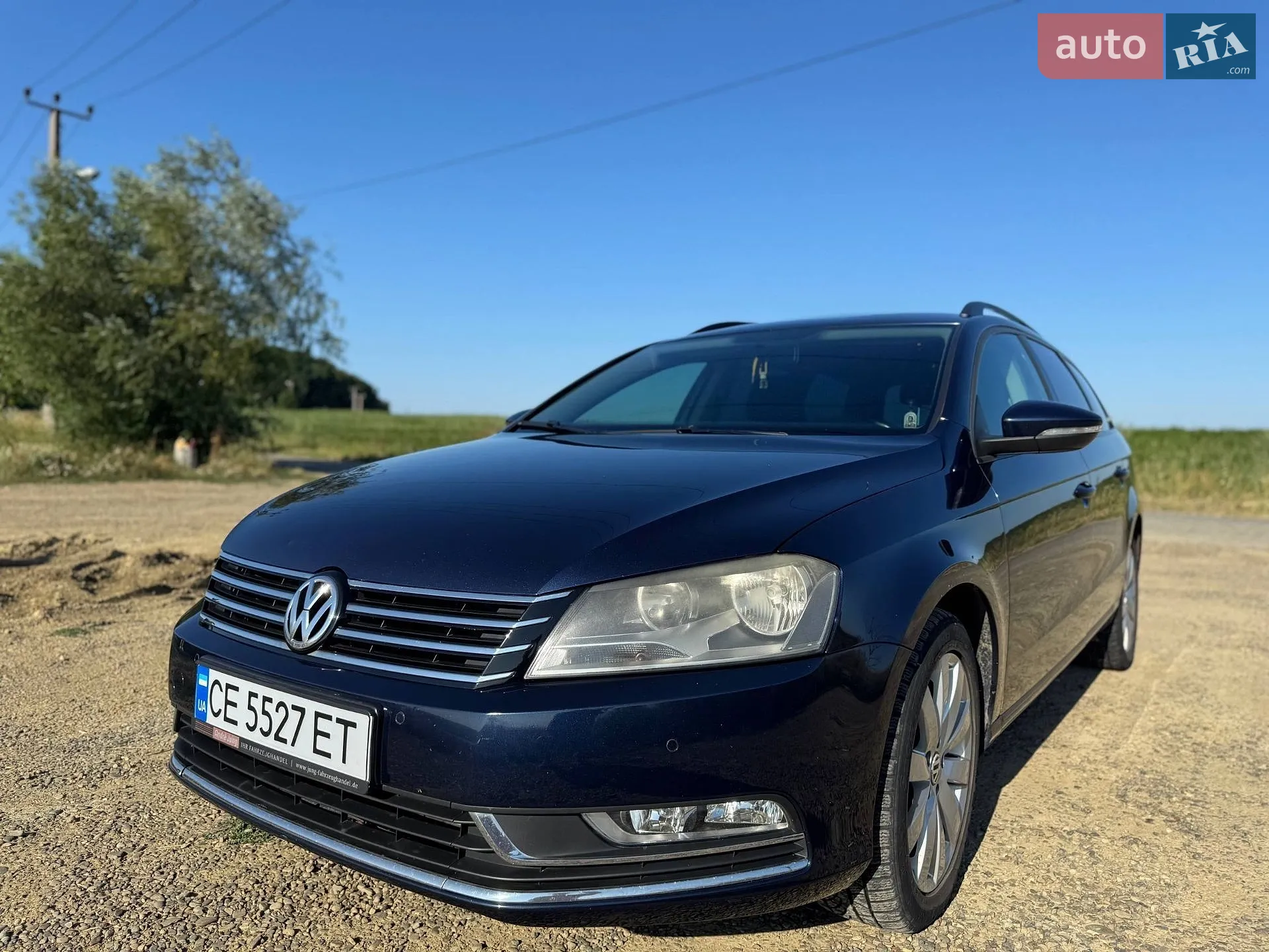 2011 Volkswagen Passat - фото 1