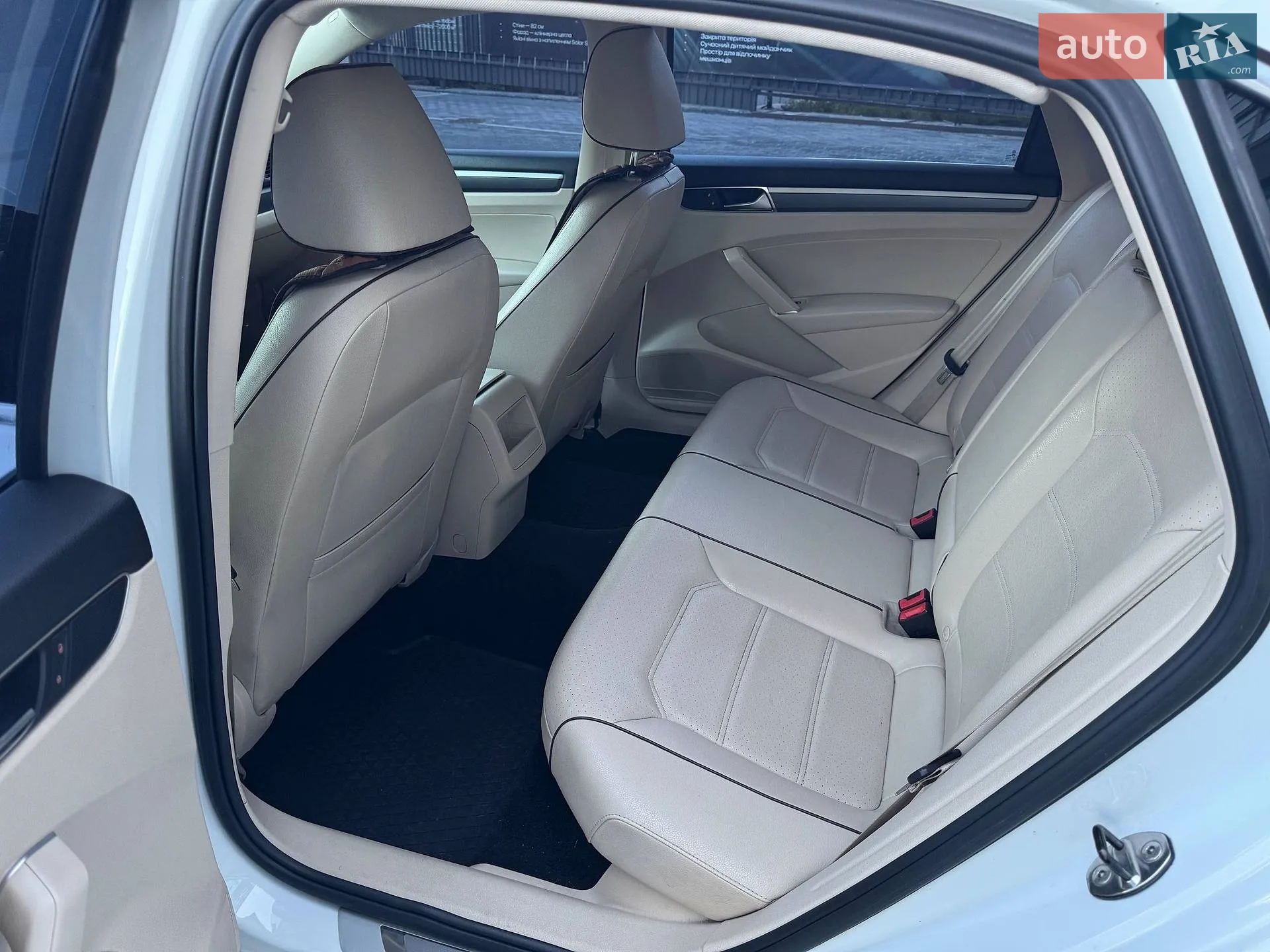 2017 Volkswagen Passat - мініатюра 27