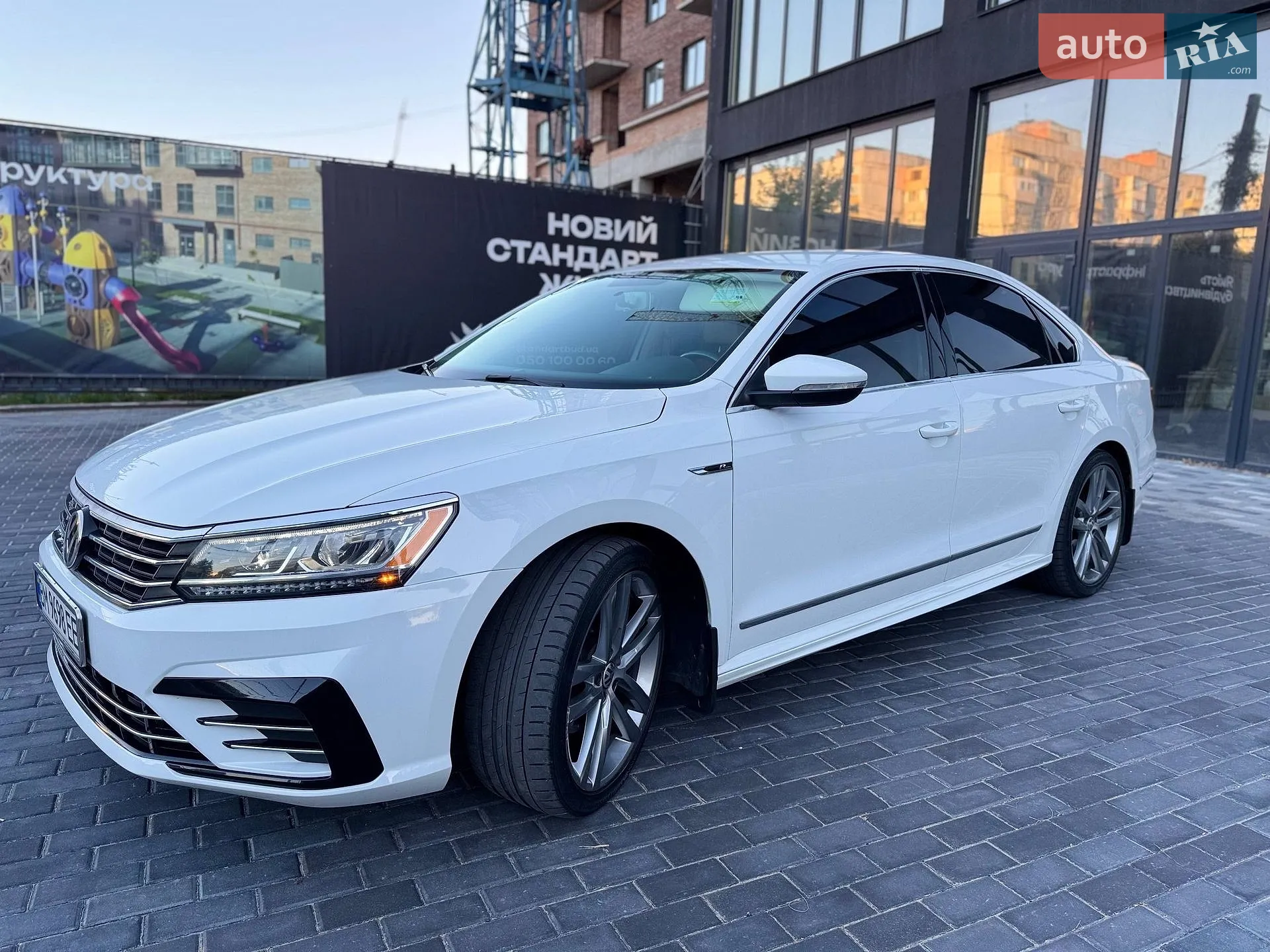 2017 Volkswagen Passat - мініатюра 12