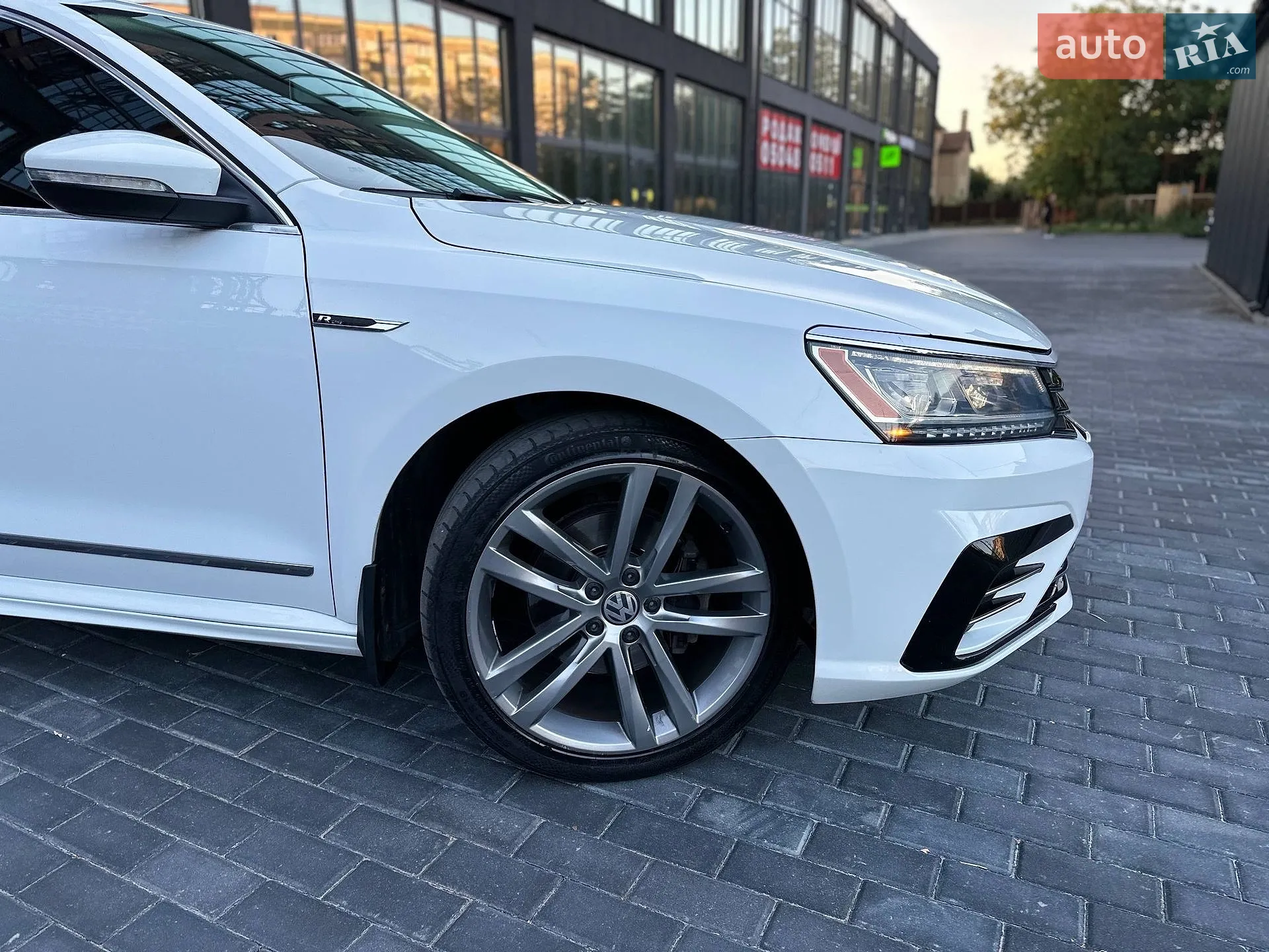 2017 Volkswagen Passat - мініатюра 5