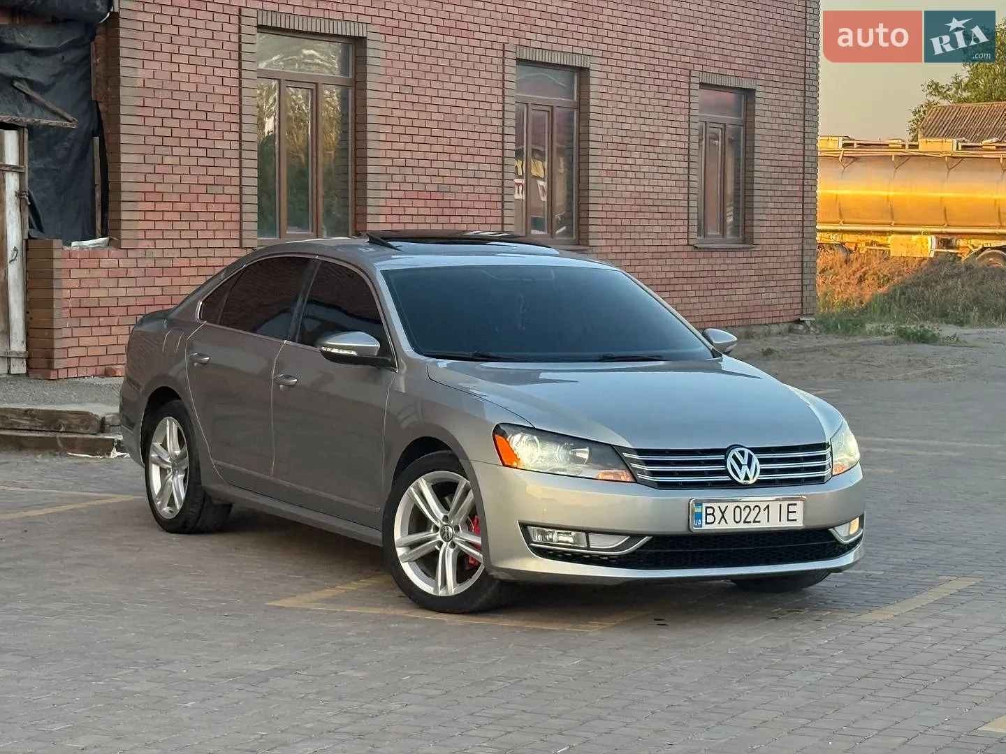 2012 Volkswagen Passat - мініатюра 5