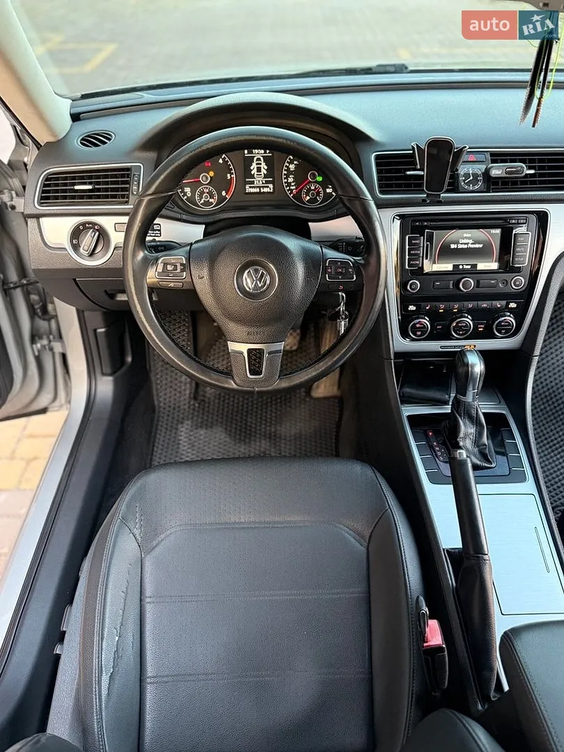 2012 Volkswagen Passat - мініатюра 22