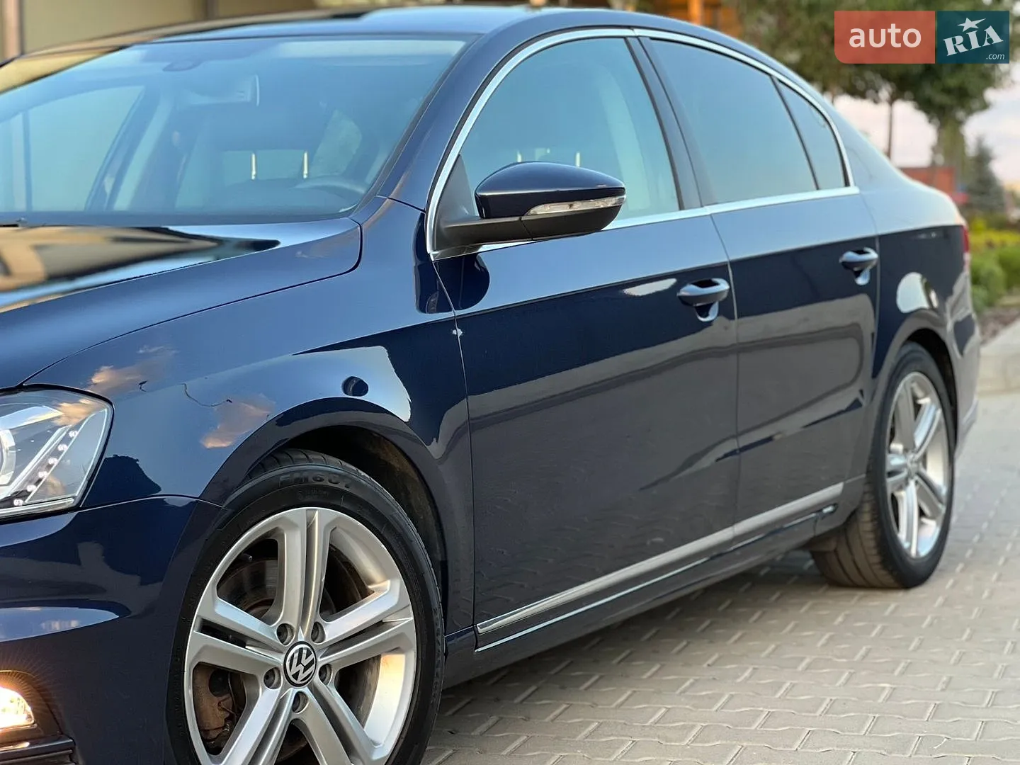 2013 Volkswagen Passat - мініатюра 4
