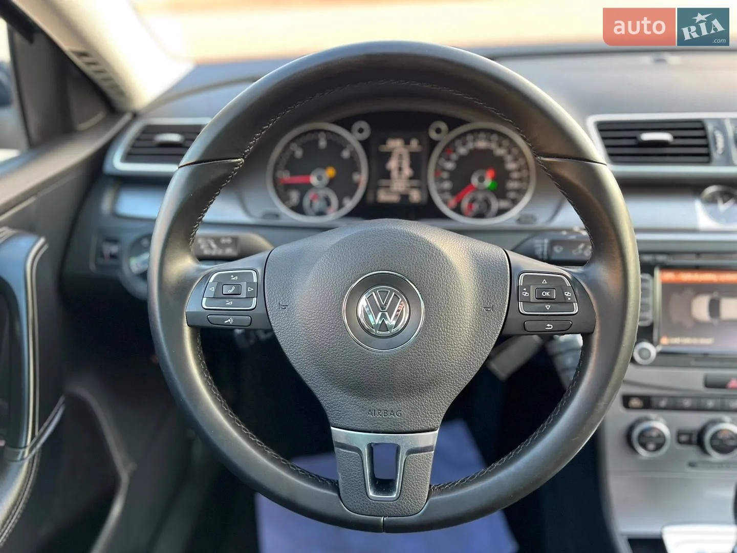 2013 Volkswagen Passat - мініатюра 42