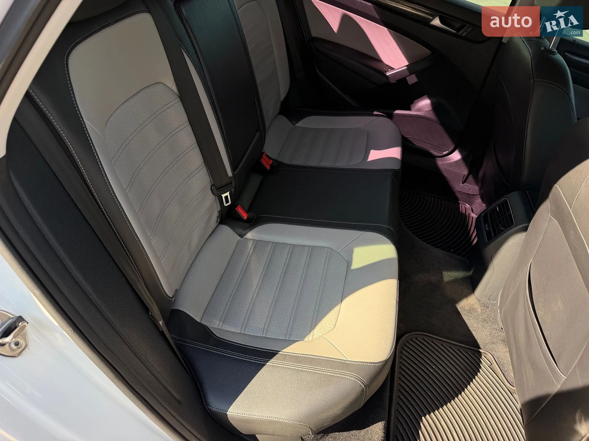 2014 Volkswagen Passat - мініатюра 14