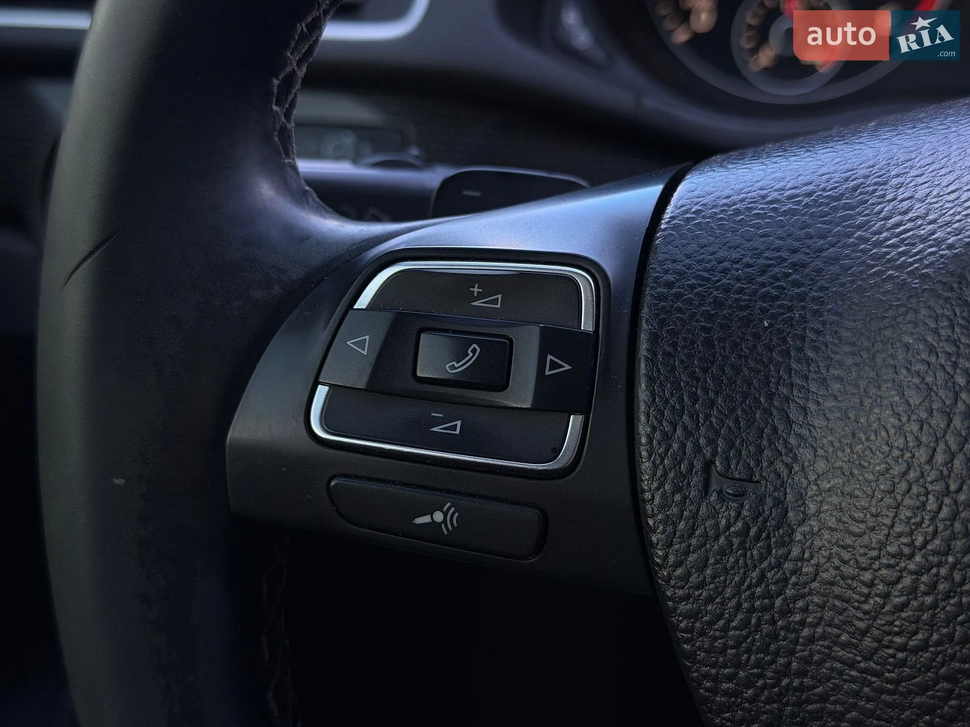 2014 Volkswagen Passat - мініатюра 28