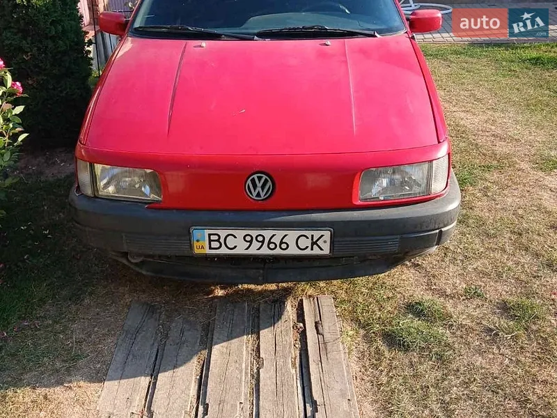 Volkswagen Passat 1993