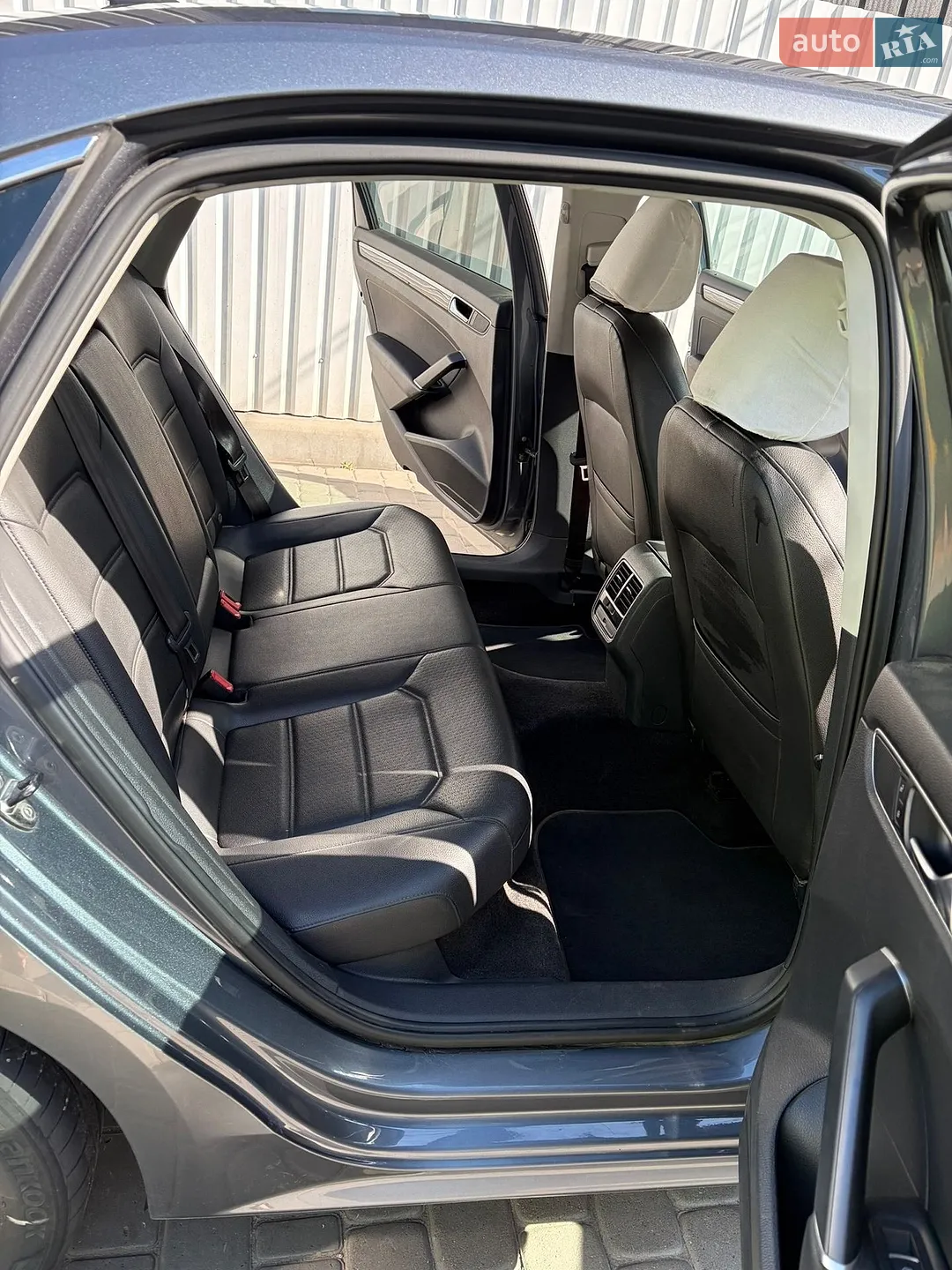 2016 Volkswagen Passat - мініатюра 18