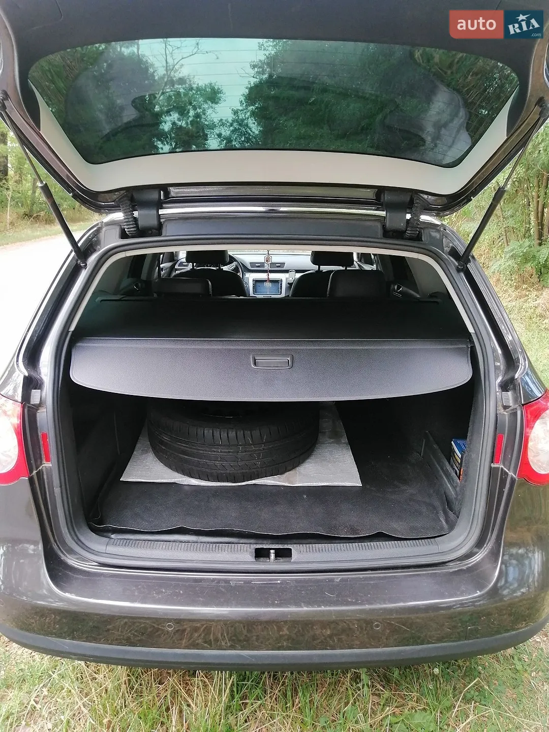 2010 Volkswagen Passat - мініатюра 7