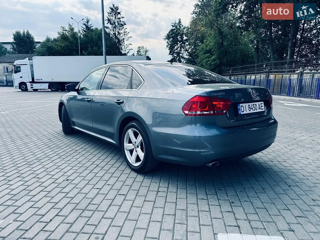 2013 Volkswagen Passat - мініатюра 2