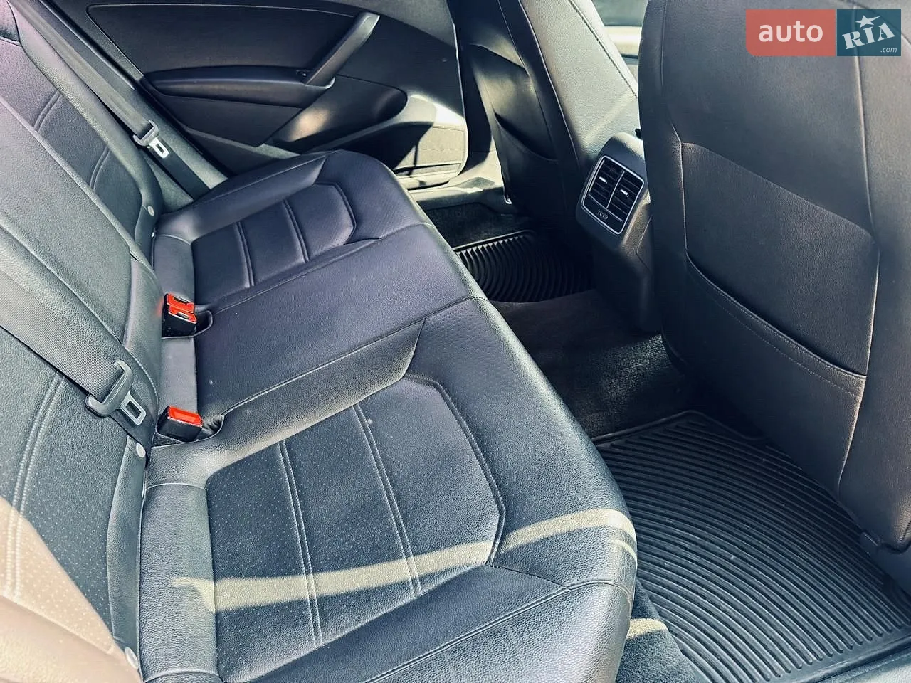 2013 Volkswagen Passat - мініатюра 7