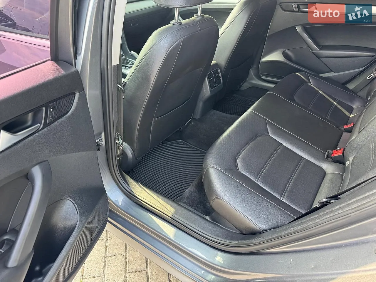 2013 Volkswagen Passat - мініатюра 12