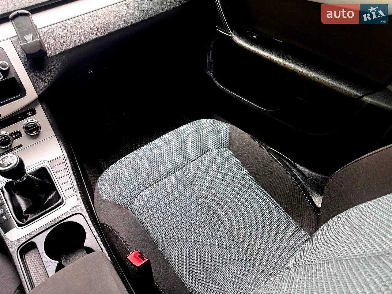 2012 Volkswagen Passat - мініатюра 23