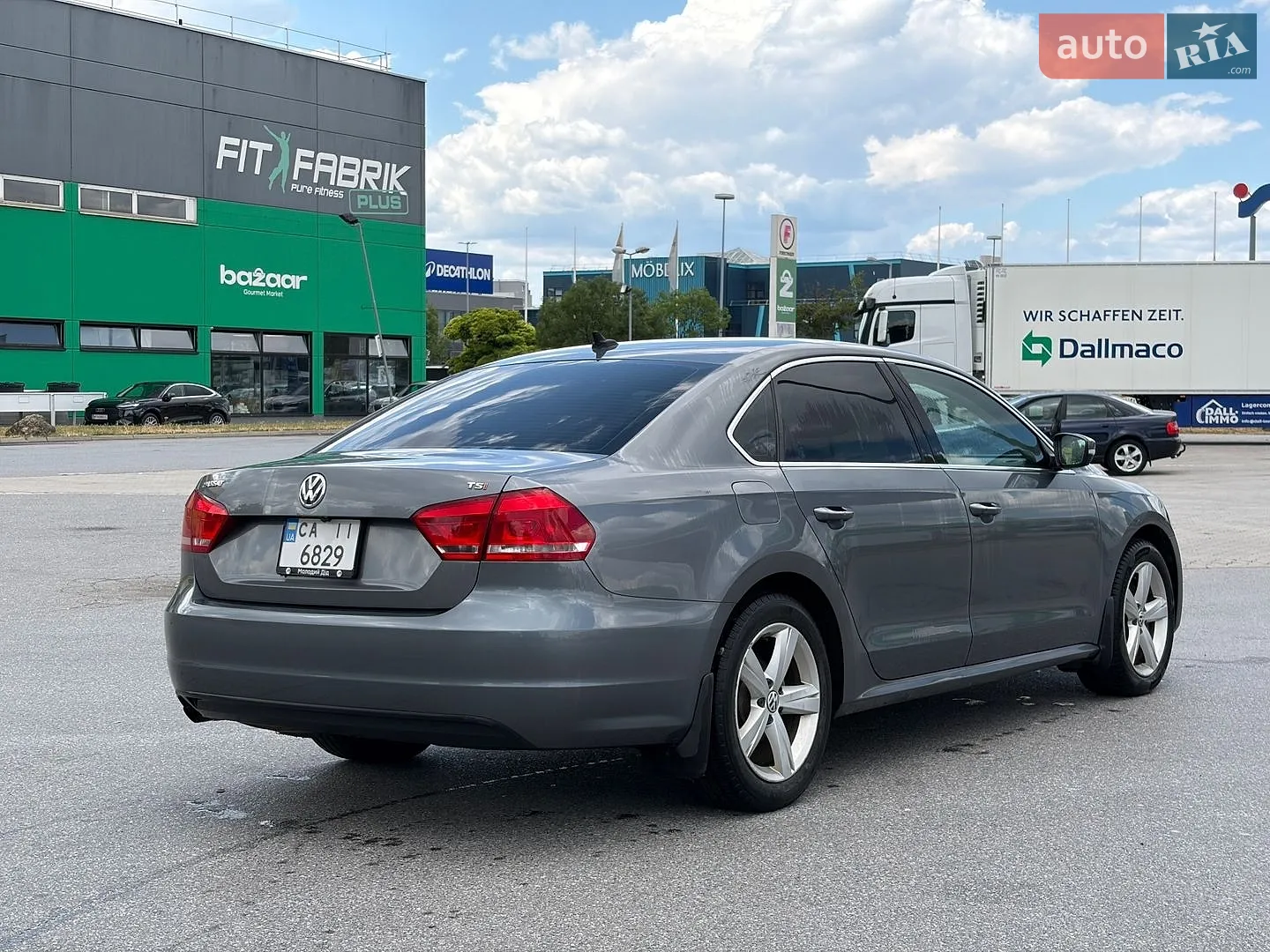 2015 Volkswagen Passat - мініатюра 10