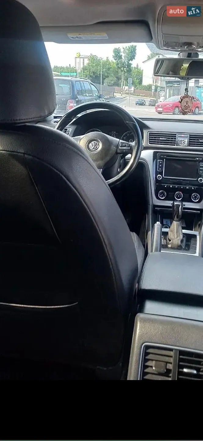2013 Volkswagen Passat - фото 1