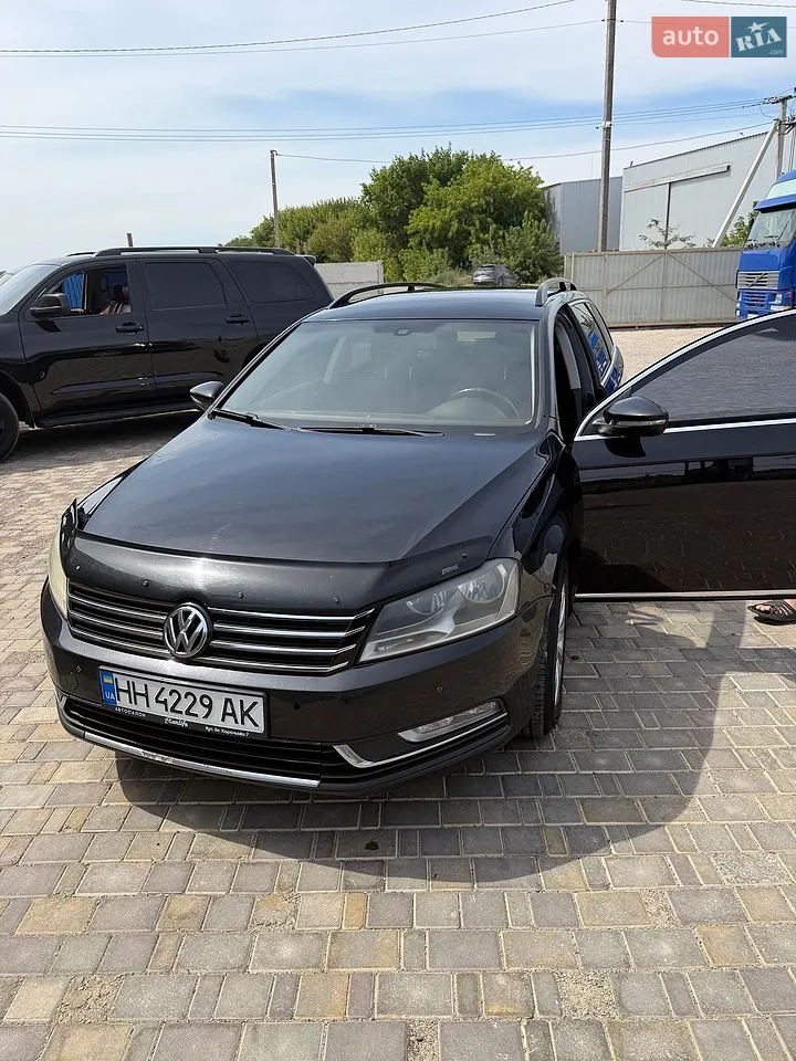 2013 Volkswagen Passat - мініатюра 11