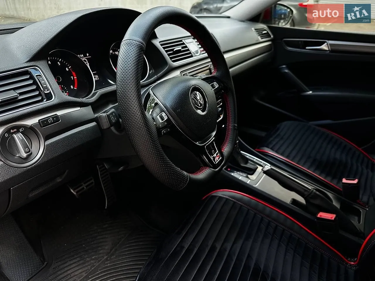 2017 Volkswagen Passat - мініатюра 24