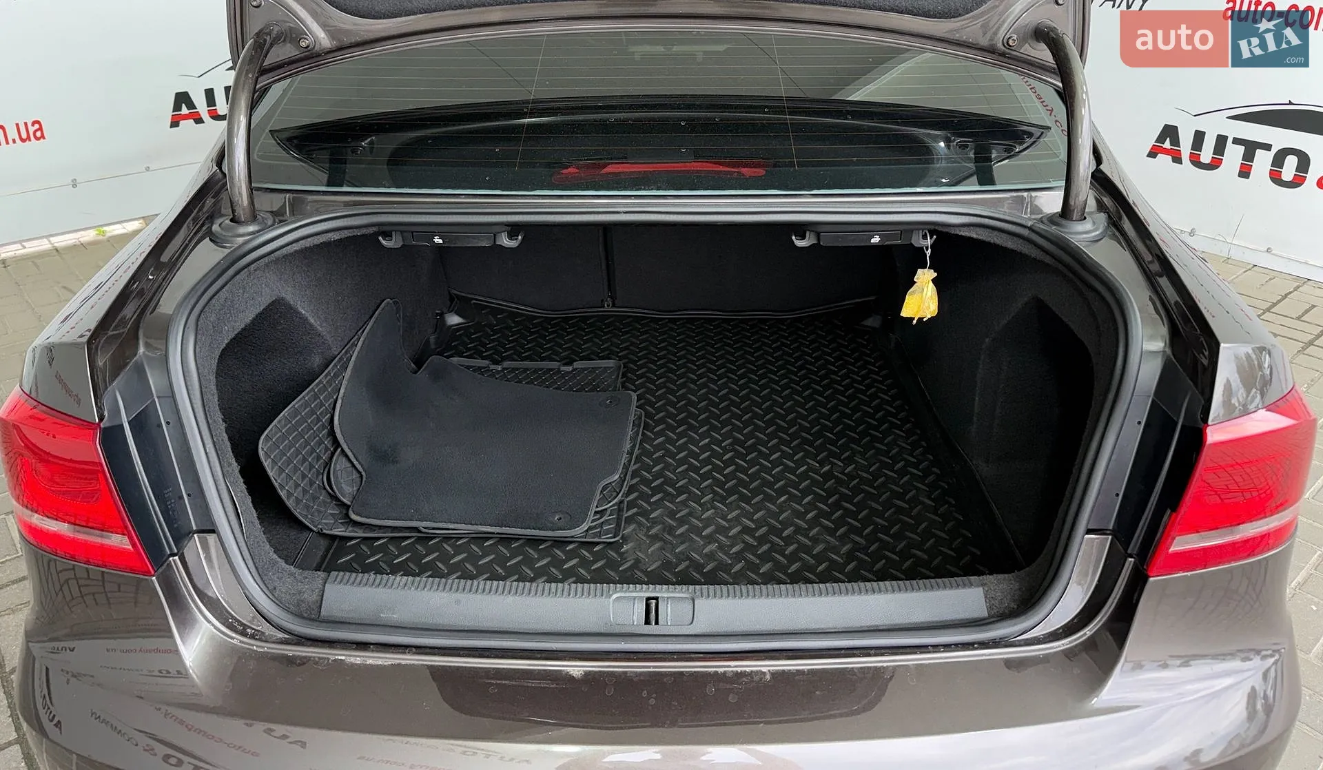 2013 Volkswagen Passat - мініатюра 5