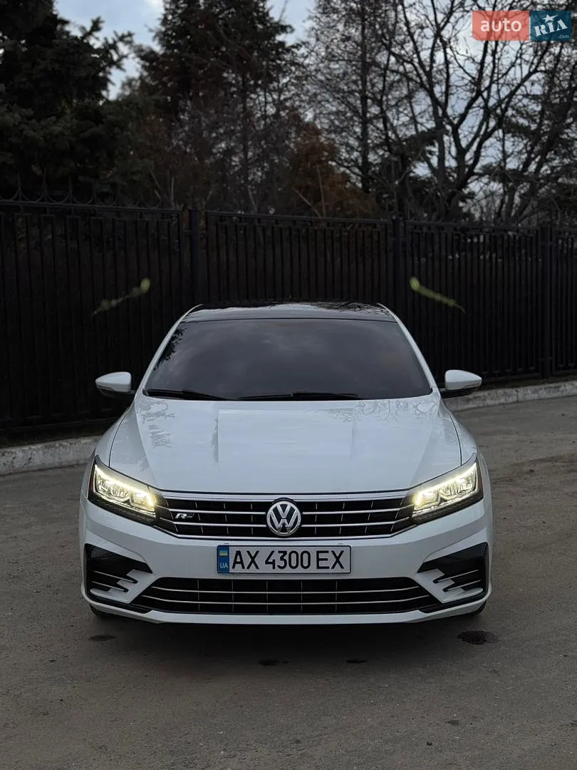 2018 Volkswagen Passat - мініатюра 2