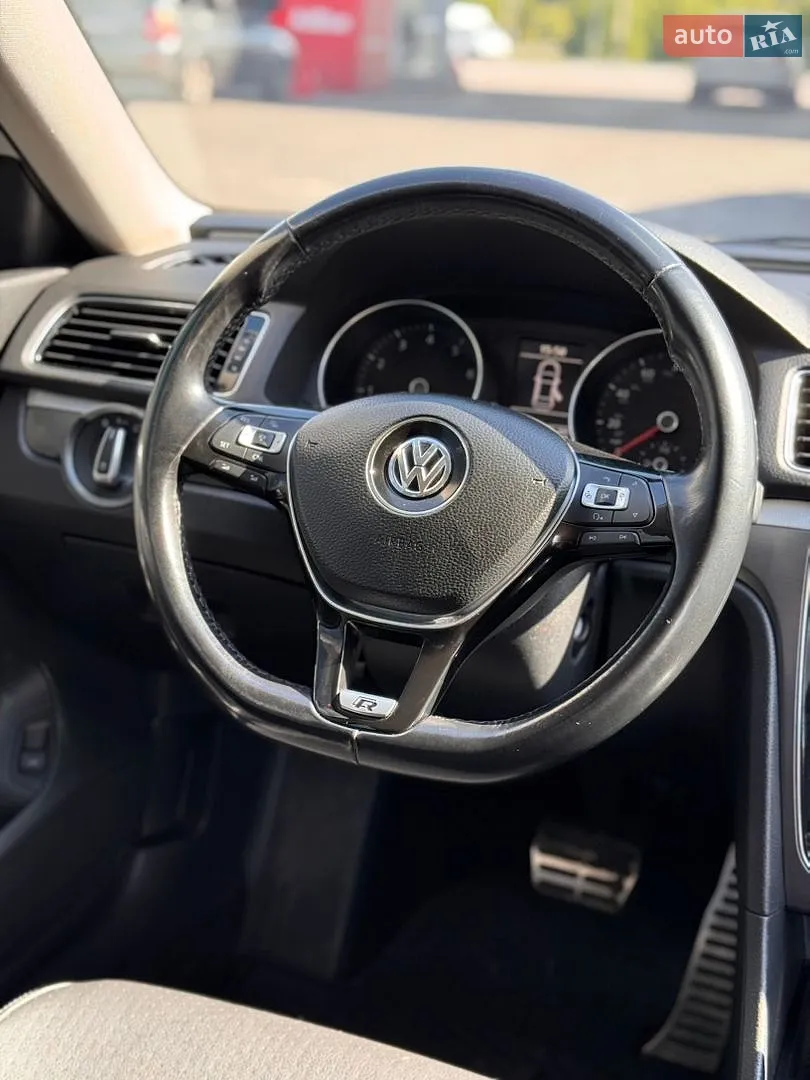 2018 Volkswagen Passat - мініатюра 19