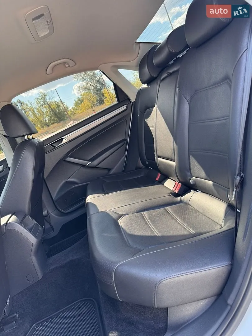 2018 Volkswagen Passat - мініатюра 23
