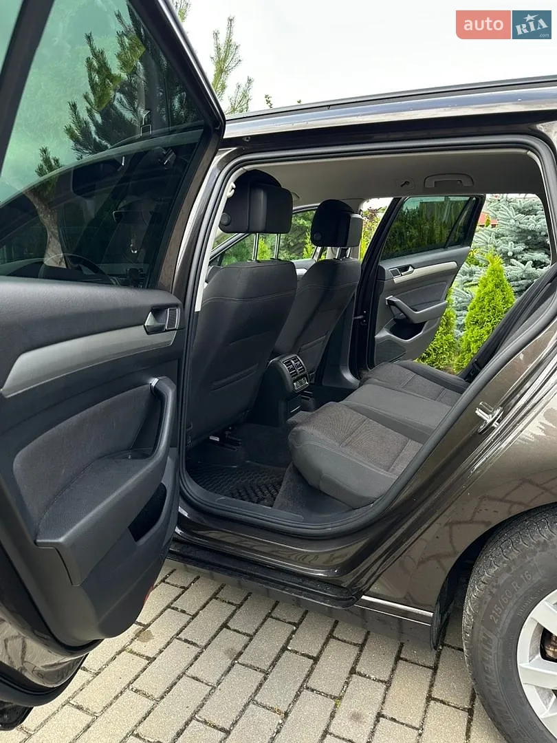 2015 Volkswagen Passat - мініатюра 16