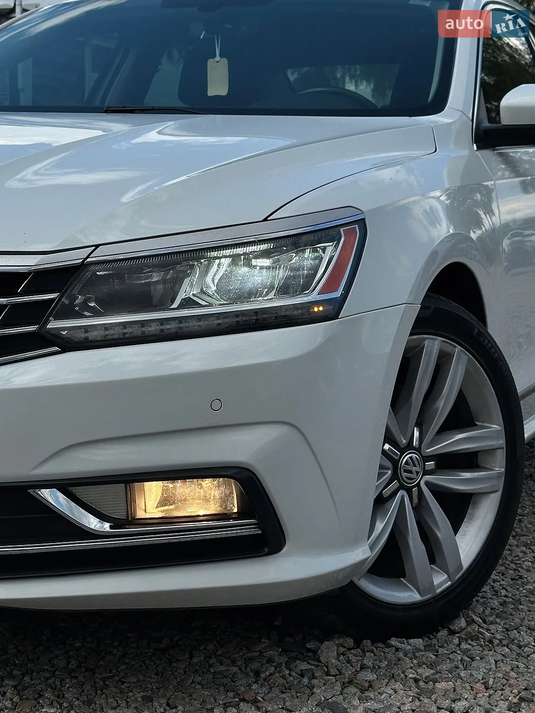 2016 Volkswagen Passat - мініатюра 3
