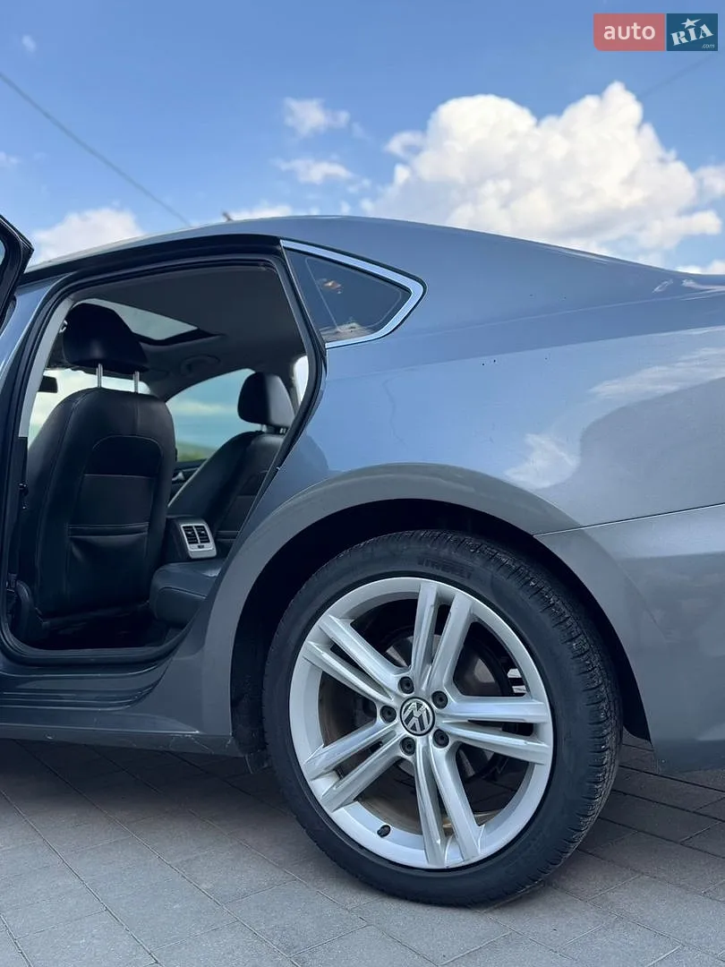 2013 Volkswagen Passat - мініатюра 23