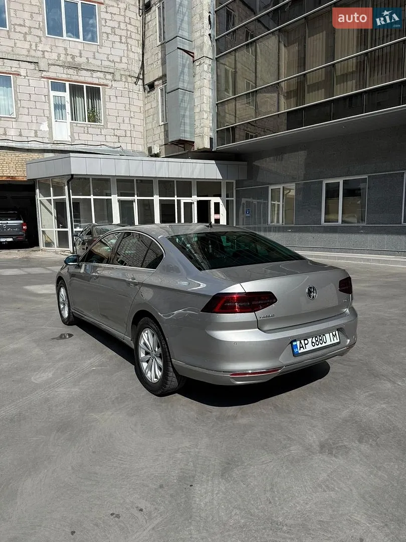 2016 Volkswagen Passat - мініатюра 6