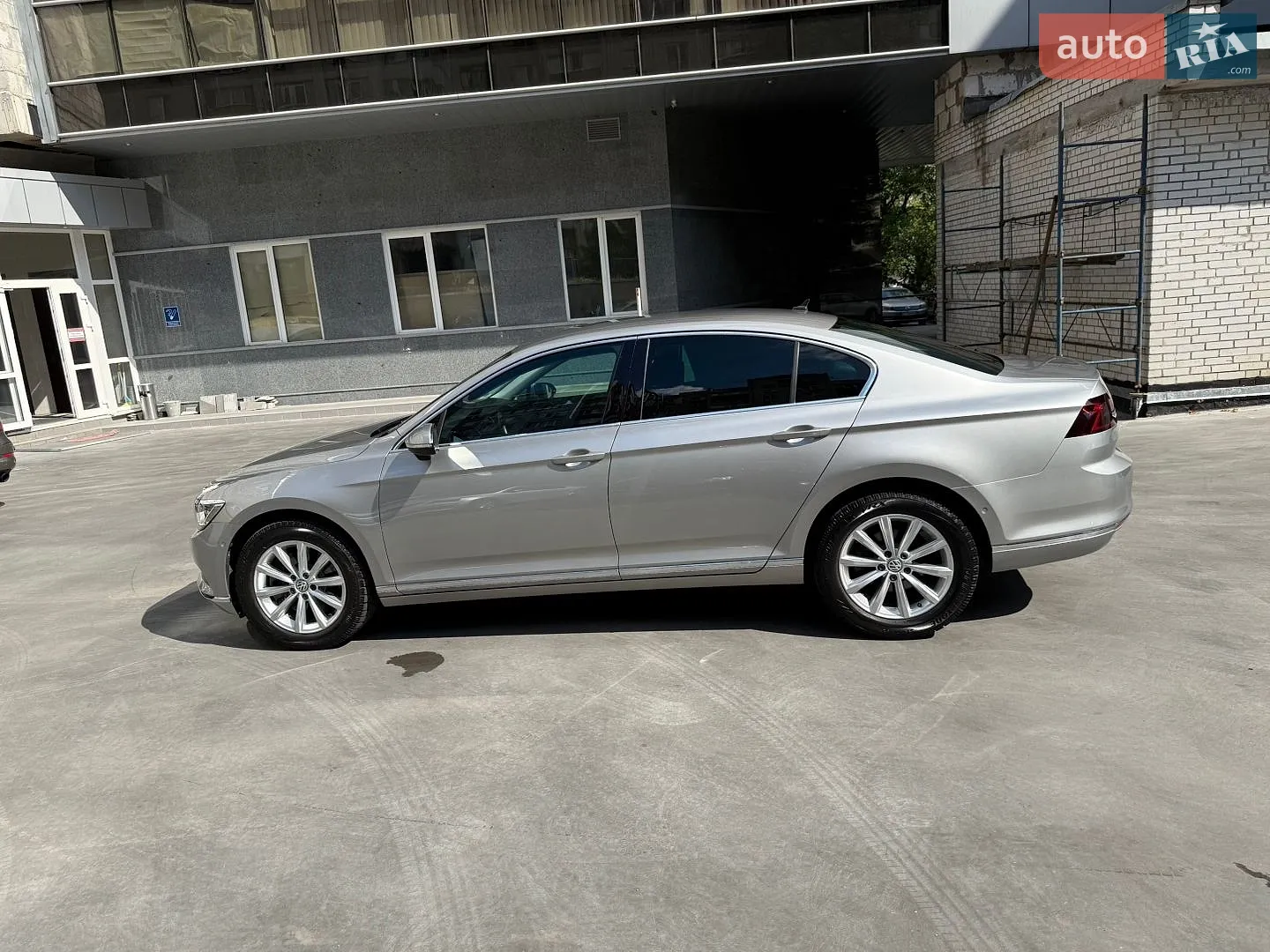 2016 Volkswagen Passat - мініатюра 8