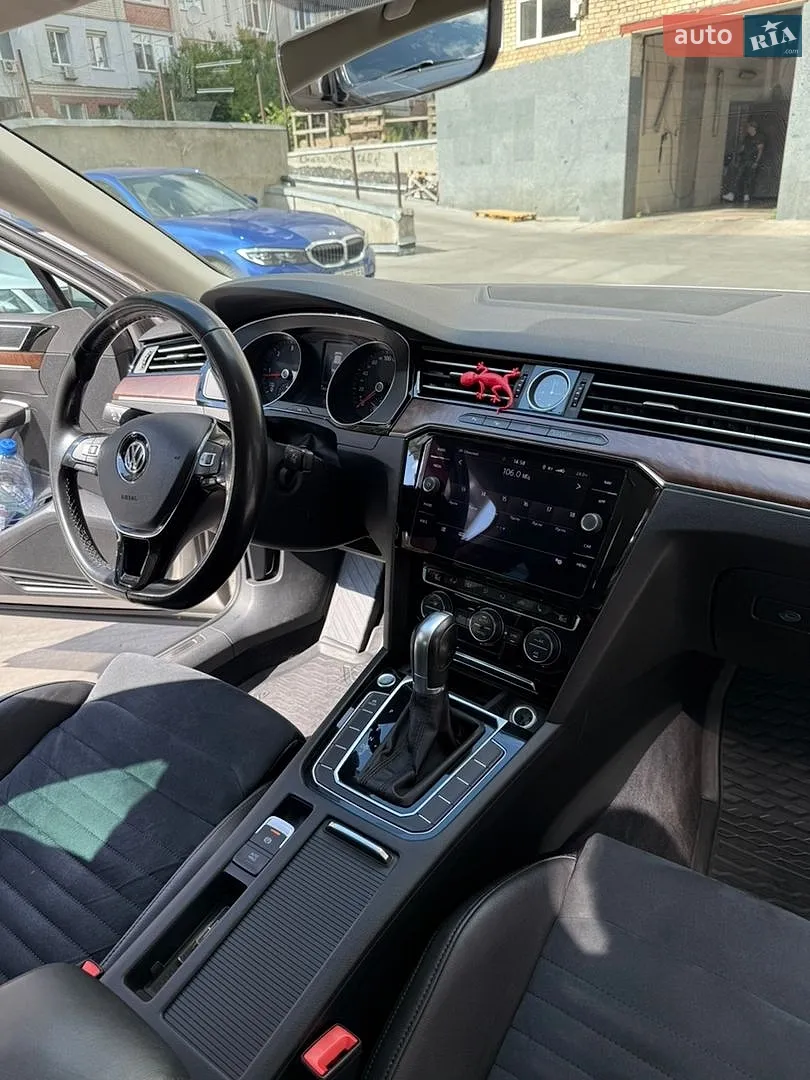 2016 Volkswagen Passat - мініатюра 14