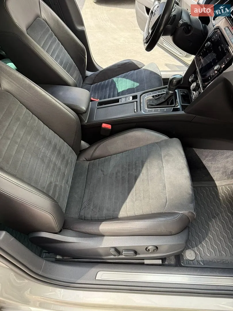 2016 Volkswagen Passat - мініатюра 18