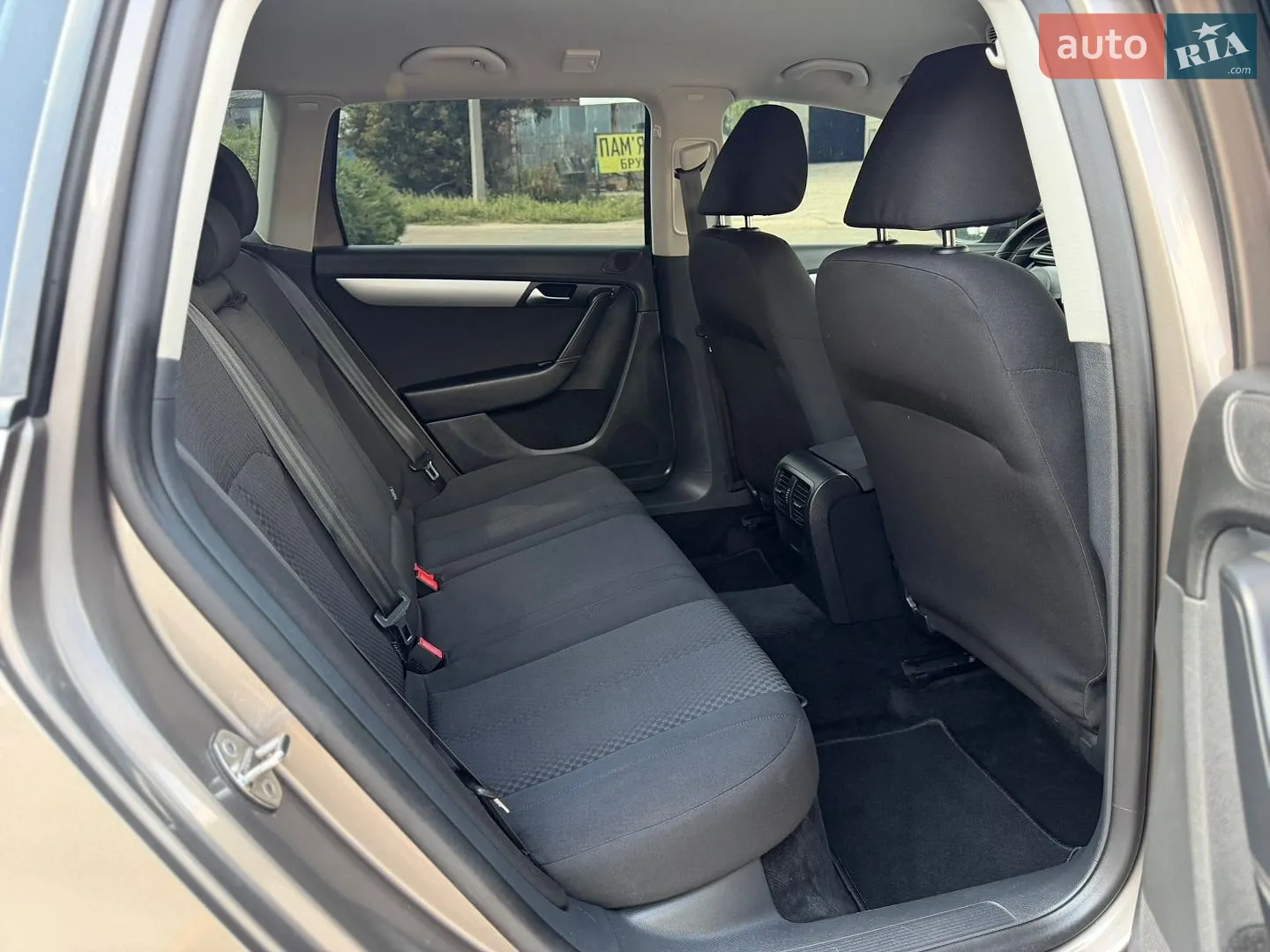 2011 Volkswagen Passat - мініатюра 17