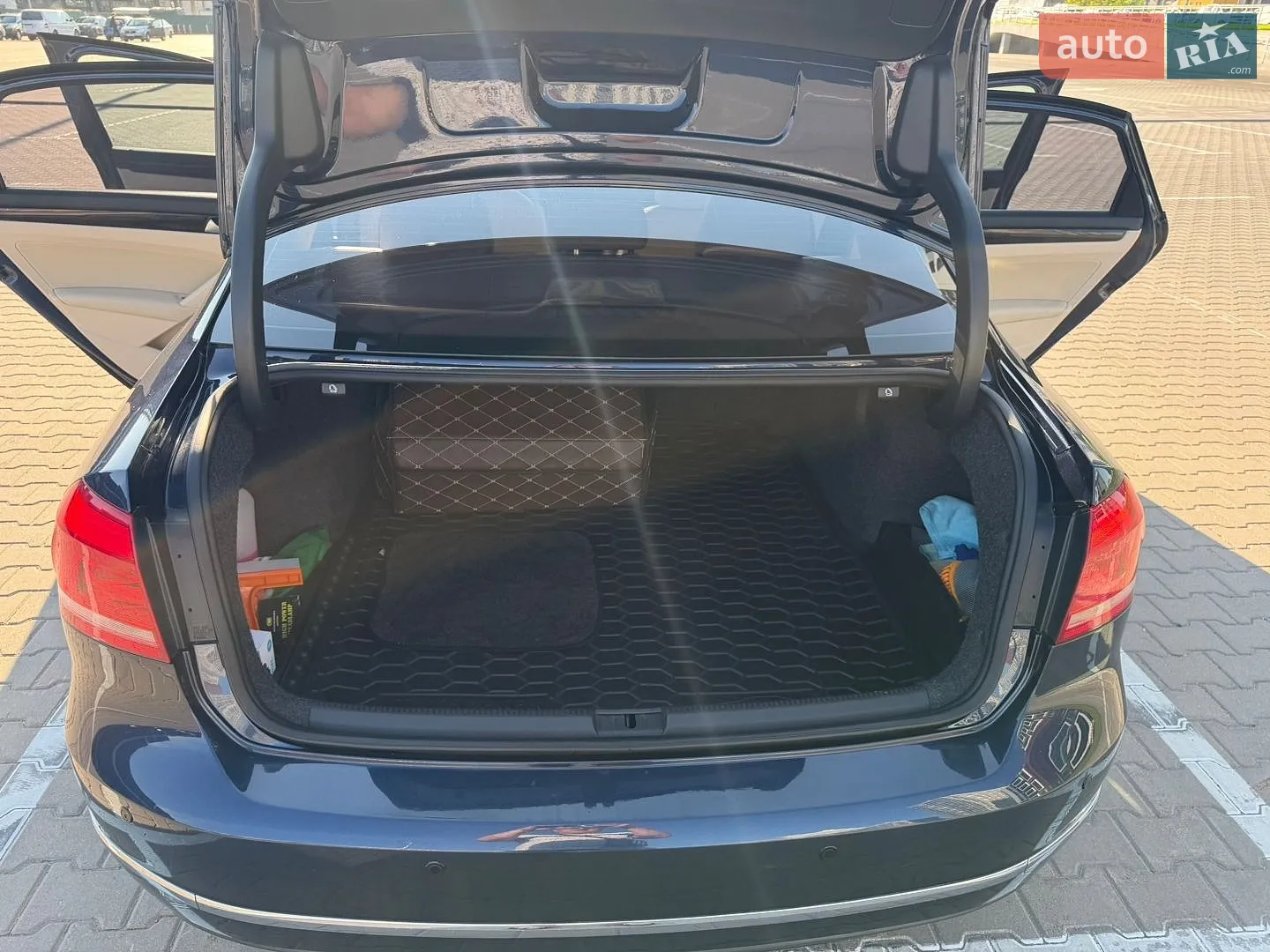 2013 Volkswagen Passat - мініатюра 15