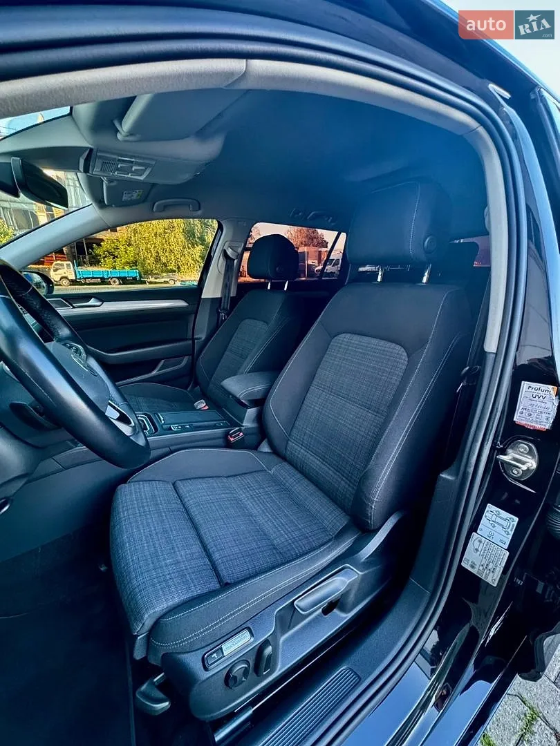 2021 Volkswagen Passat - мініатюра 12