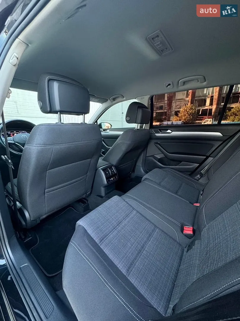 2021 Volkswagen Passat - мініатюра 18