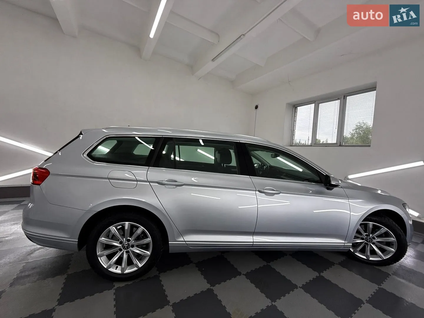 2020 Volkswagen Passat - мініатюра 8