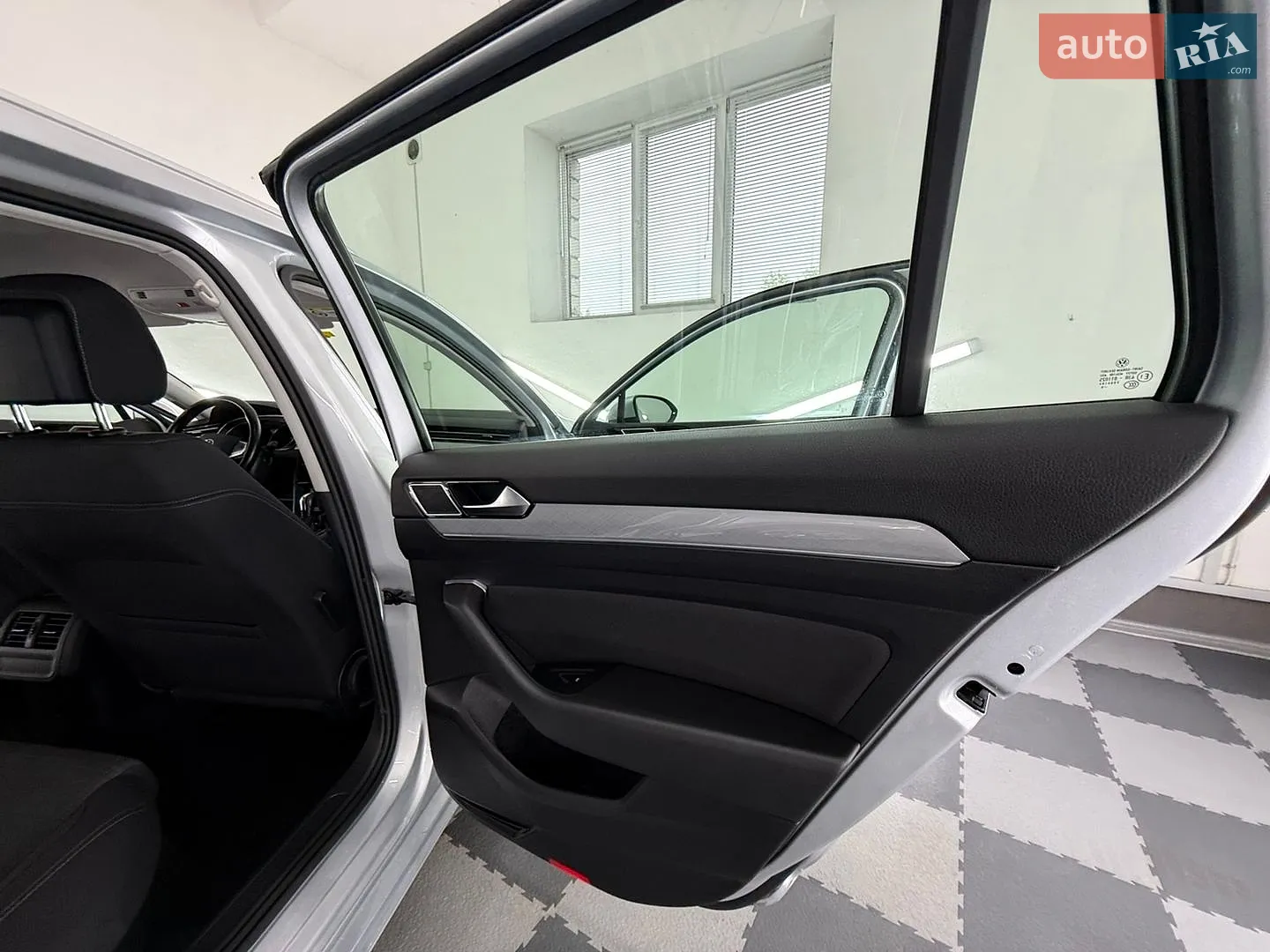 2020 Volkswagen Passat - мініатюра 40