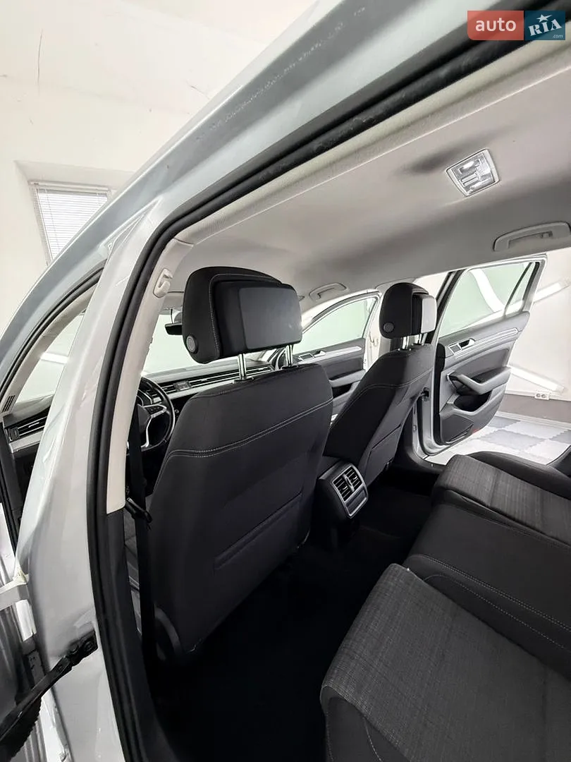 2020 Volkswagen Passat - мініатюра 47