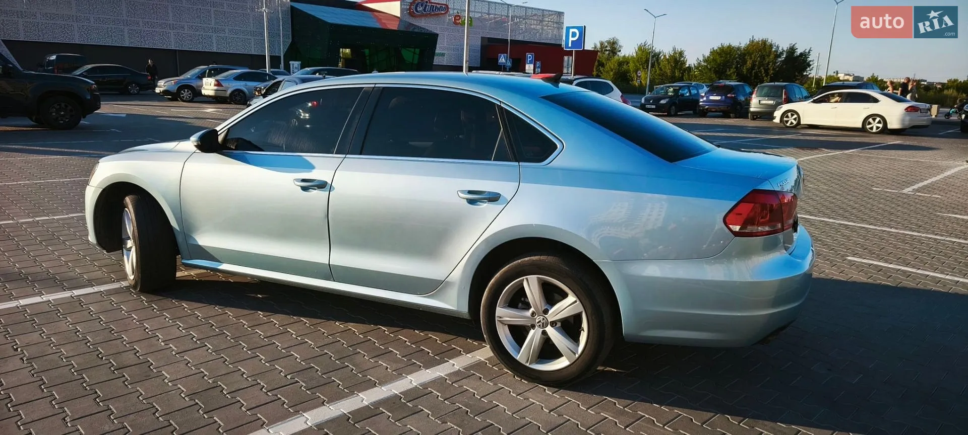 2012 Volkswagen Passat - мініатюра 2