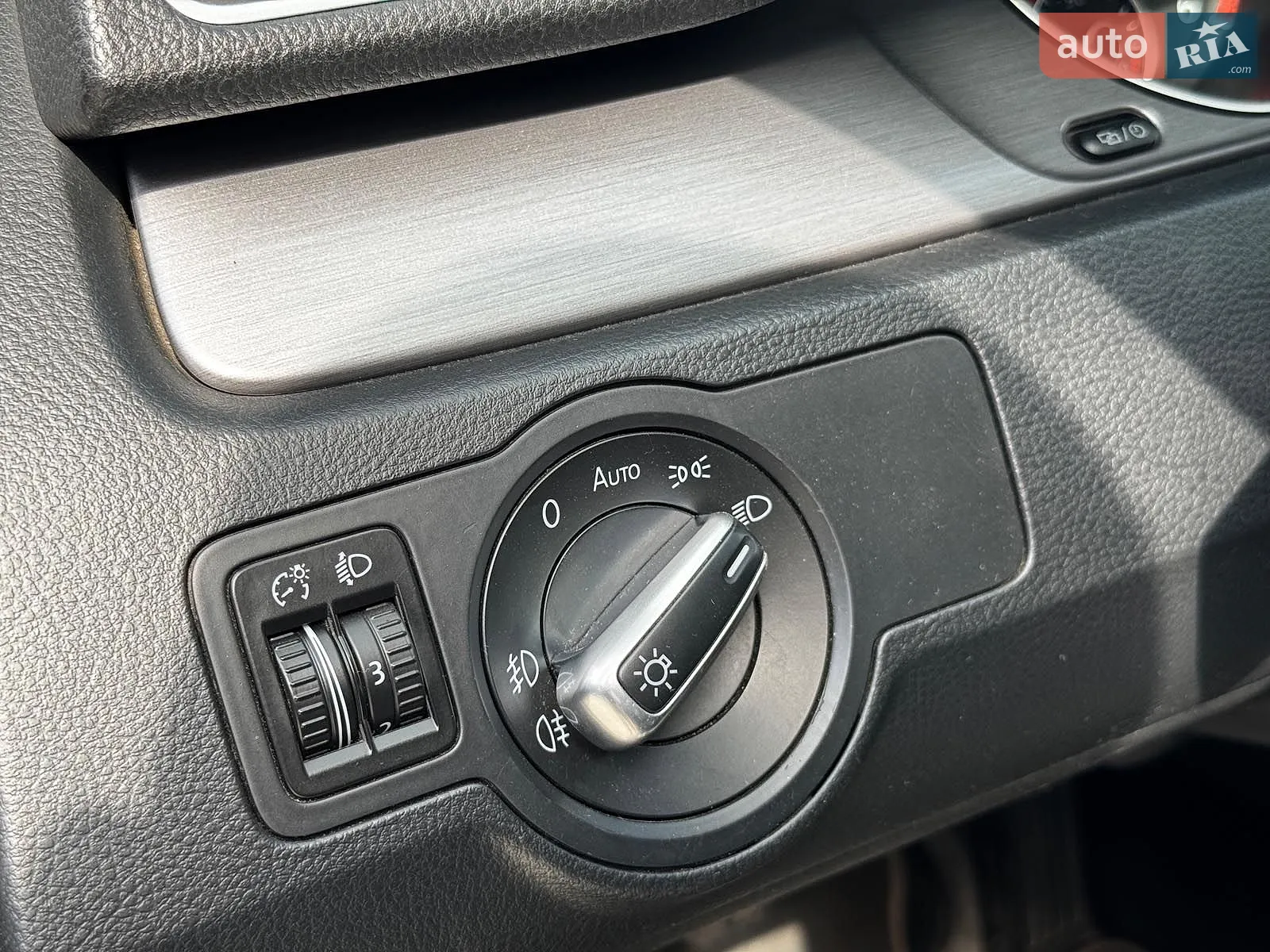 2013 Volkswagen Passat - мініатюра 21