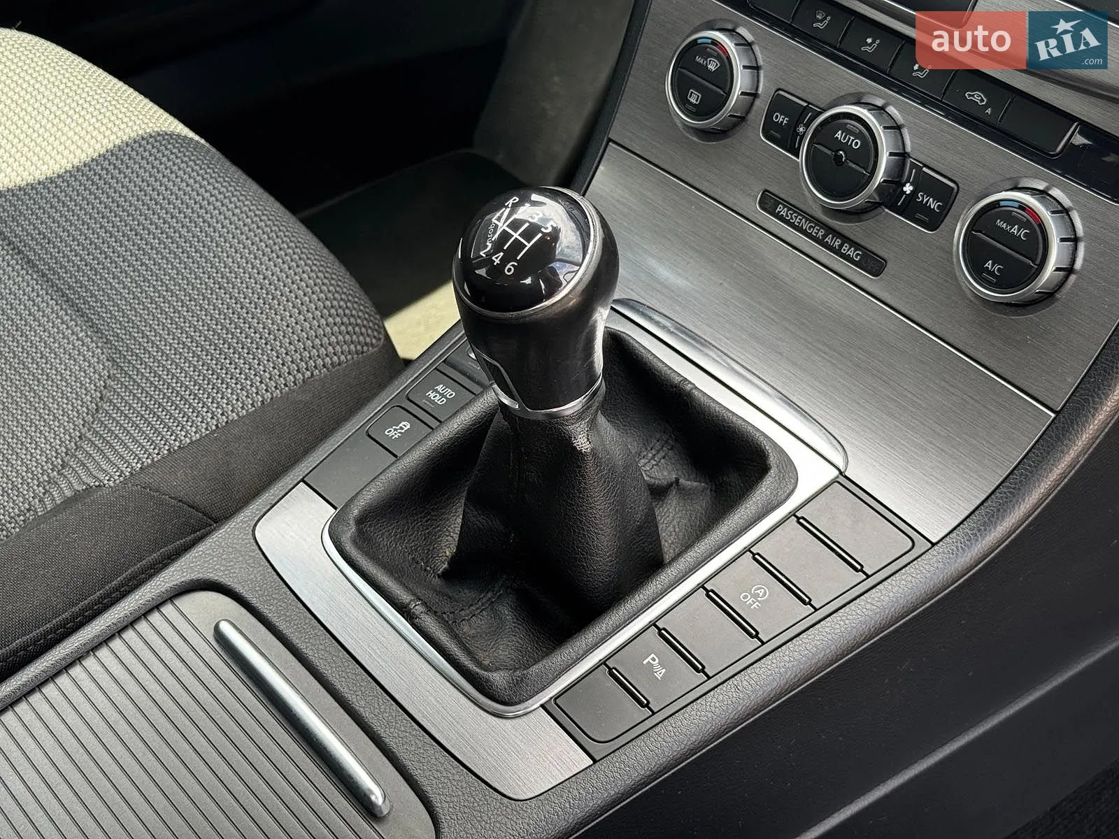 2013 Volkswagen Passat - мініатюра 39