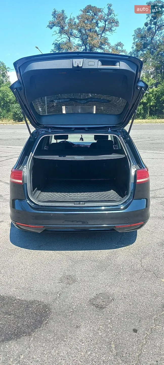 2015 Volkswagen Passat - мініатюра 17