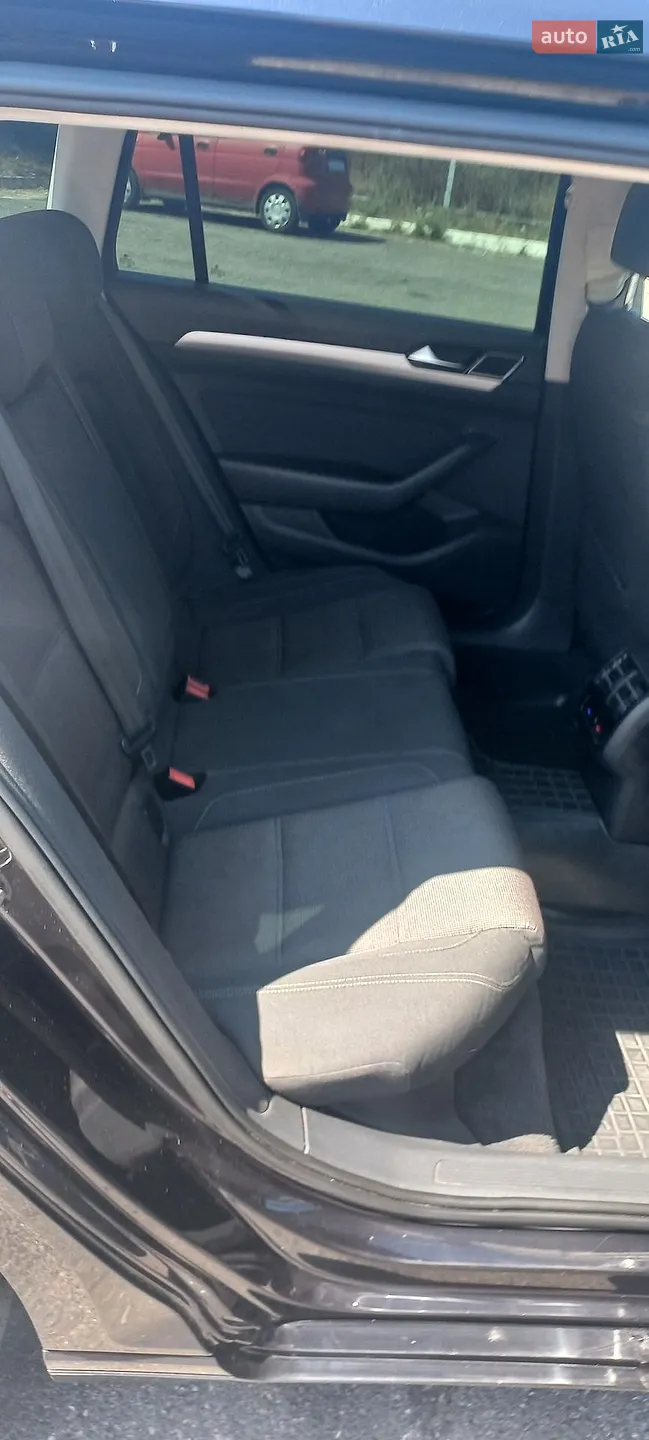 2015 Volkswagen Passat - мініатюра 20