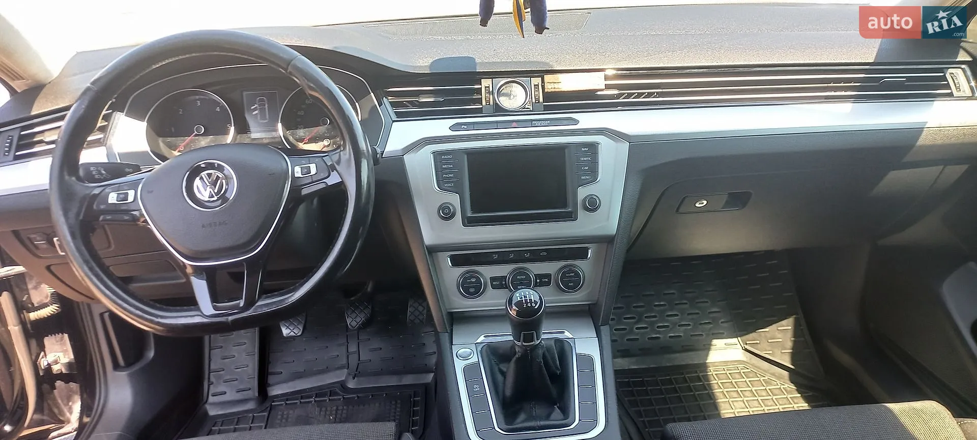 2015 Volkswagen Passat - мініатюра 32