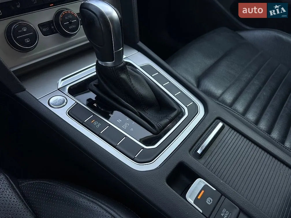 2016 Volkswagen Passat - мініатюра 24