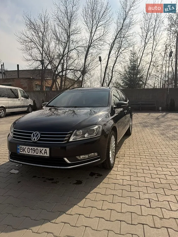2010 Volkswagen Passat - мініатюра 35