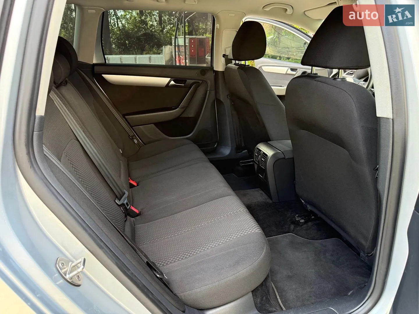 2013 Volkswagen Passat - мініатюра 29