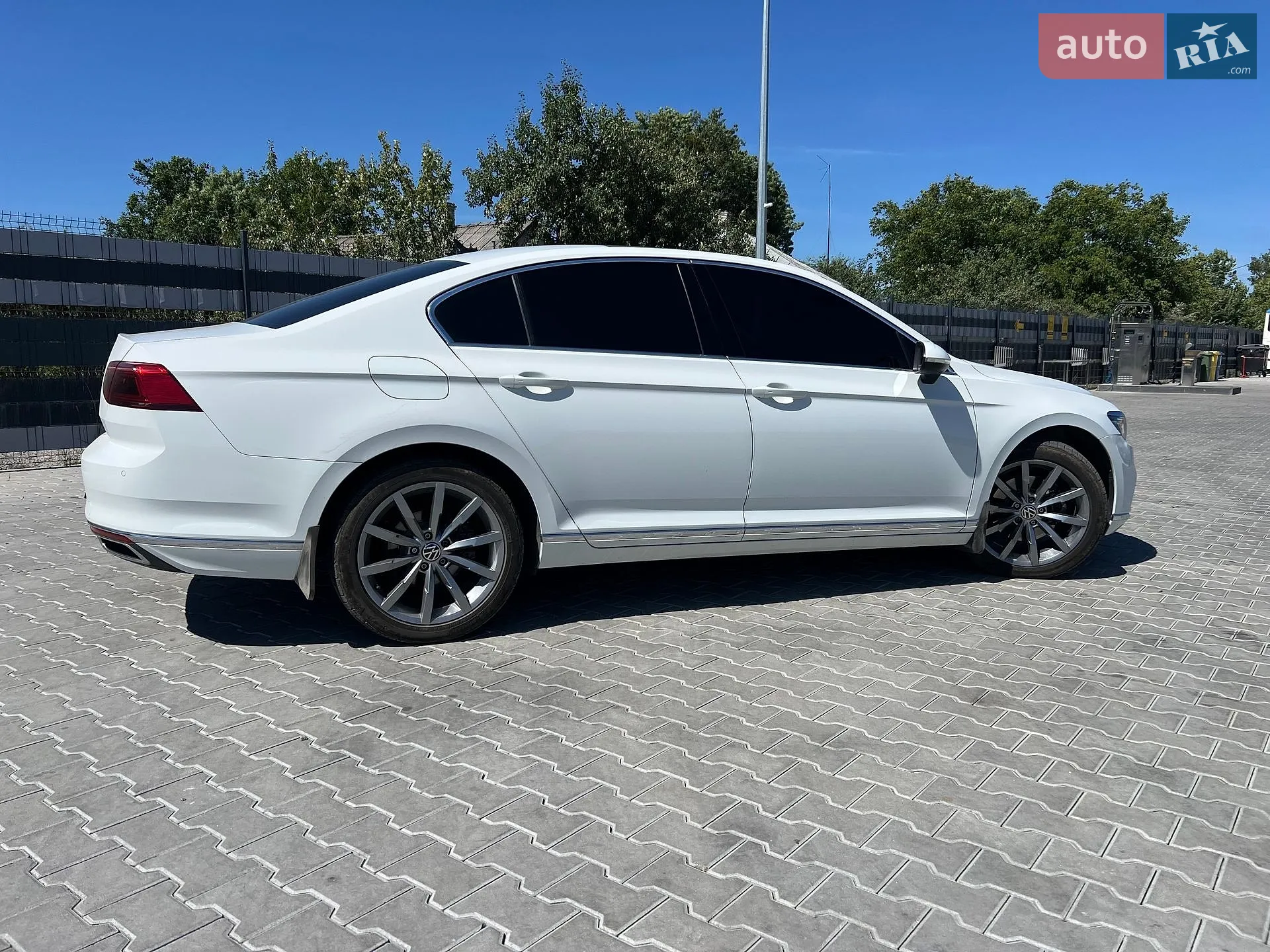 2021 Volkswagen Passat - мініатюра 2